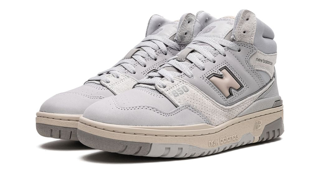 New Balance 650 Light Aluminio