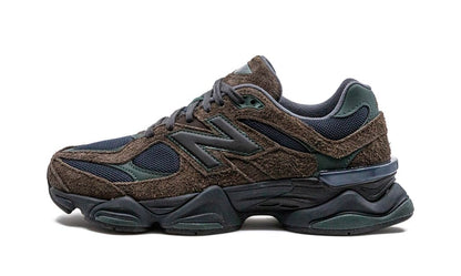 New Balance 9060 Rindfleisch und Brokkoli