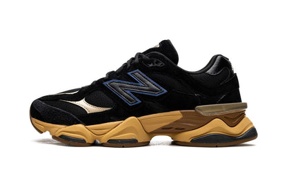 New Balance 9060 Schwarz Royal Gum