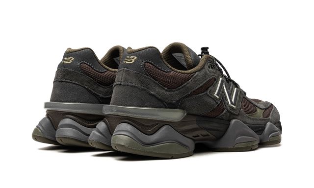 New Balance 9060 Blacktop/Dunkles Moos/Schwarz