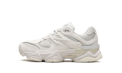 New Balance 9060 GS Grau
