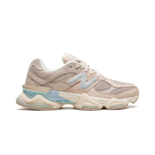 New Balance 9060 Elfenbein