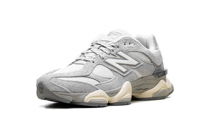 New Balance 9060 Hellgrau Weiß