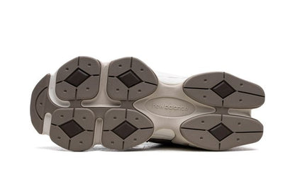 New Balance 9060 Pilzbraun
