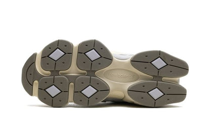 New Balance 9060 Lino Gris Perla
