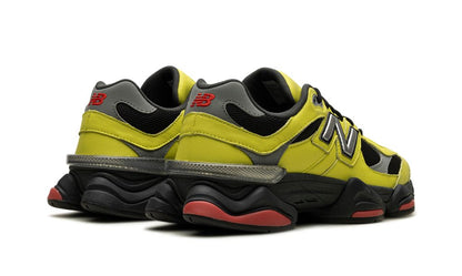 New Balance 9060 Teebaum
