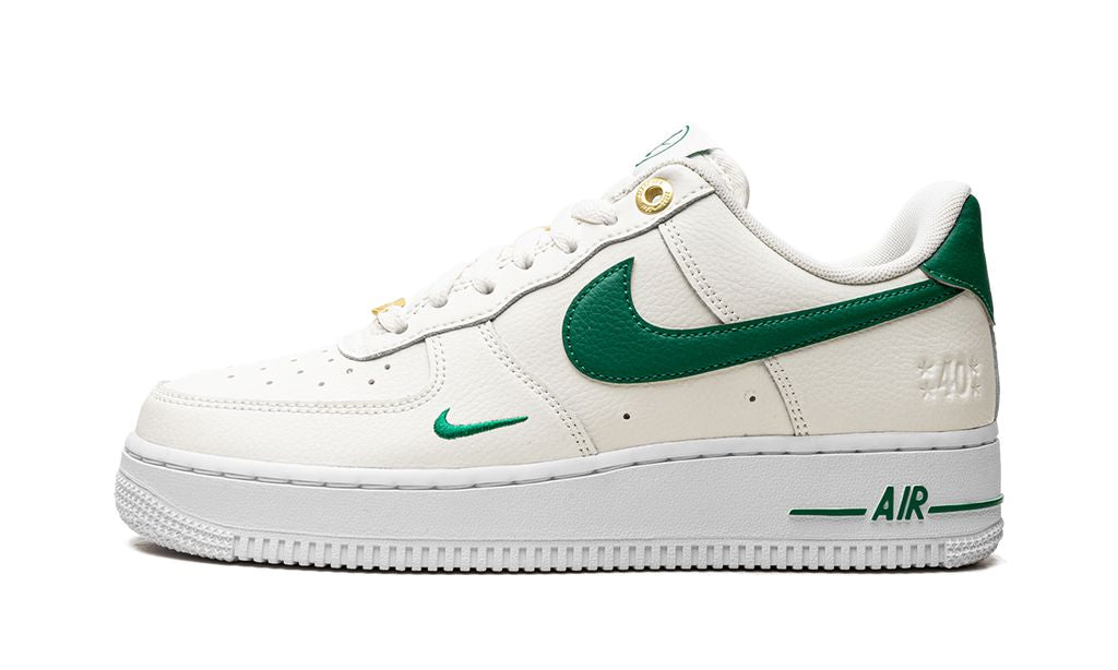 Nike Air Force 1 Low '07 LV8 40.º aniversario, color vela machete