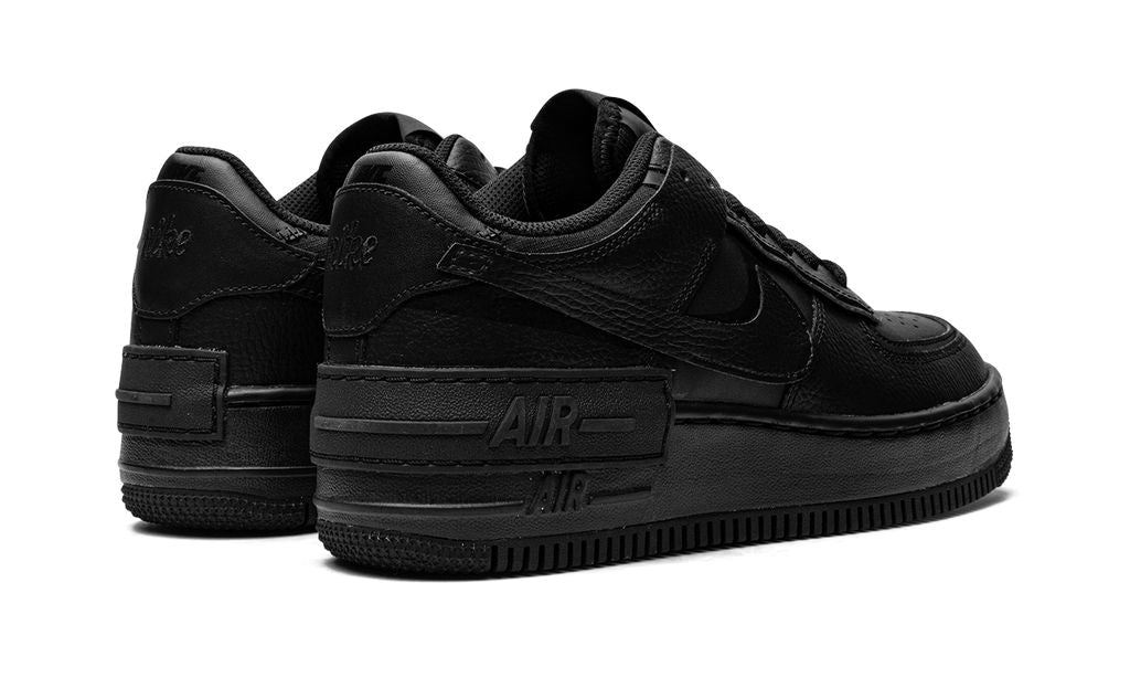 Nike Air Force 1 Low SHADO para mujer "Triple Negro"