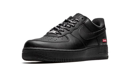 Nike Air Force 1 Low Supreme Negro
