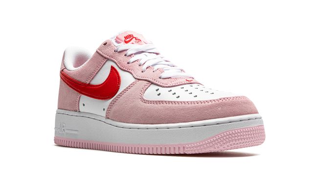 Carta de amor de San Valentín de las Nike Air Force 1 Low