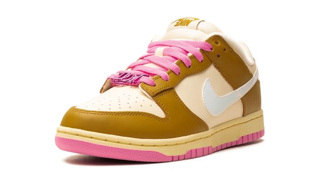 Nike Dunk Bronzine Pink 