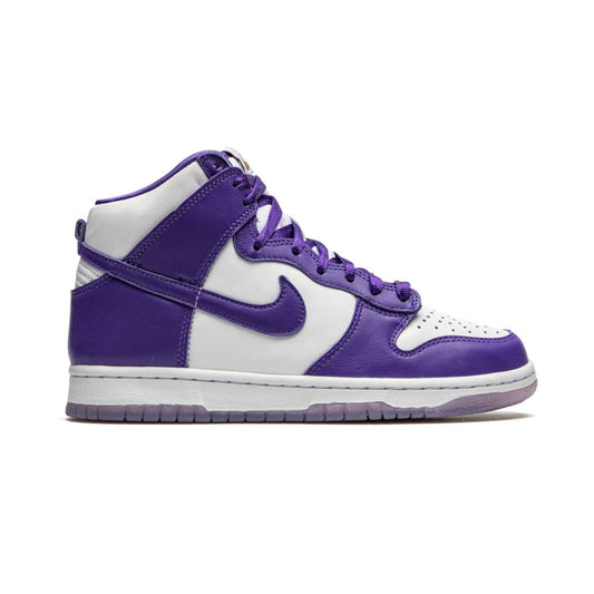 Nike Dunk High Varsity Lila