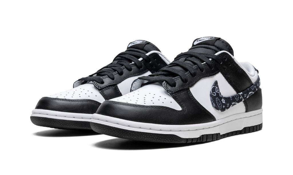Nike Dunk Low Schwarzes Paisley