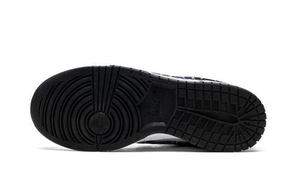 Nike Dunk Low Schwarzes Paisley