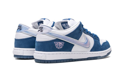 Nike Dunk Low Born x Raised