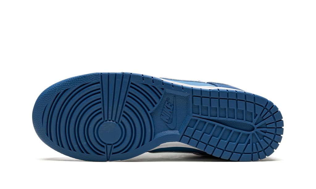 Nike Dunk Low Dark Marina Blau 