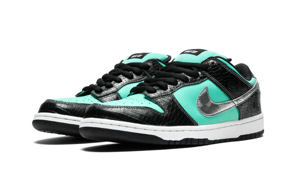 Nike Dunk Low Diamond Supply Co.