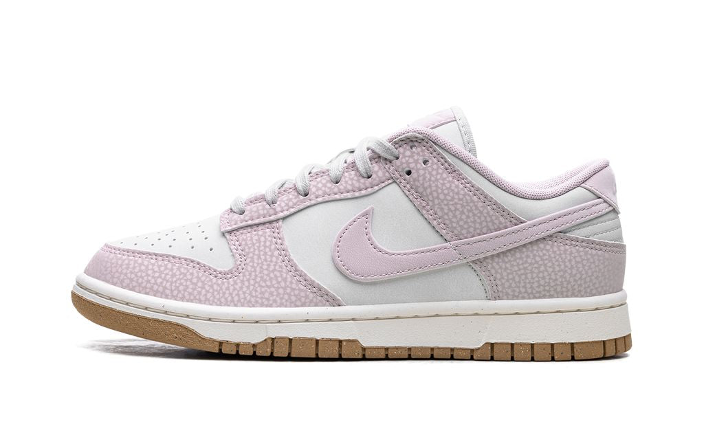 Nike Dunk Low Hellviolett