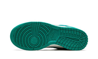 Nike Dunk Low SE 85 Verde Neptuno