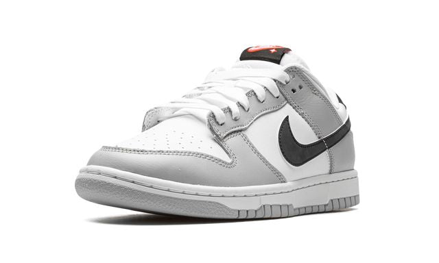 Nike Dunk Low SE Jackpot