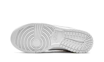 Nike Dunk Low Triple Weiß