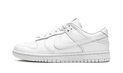 Nike Dunk Low Triple Weiß