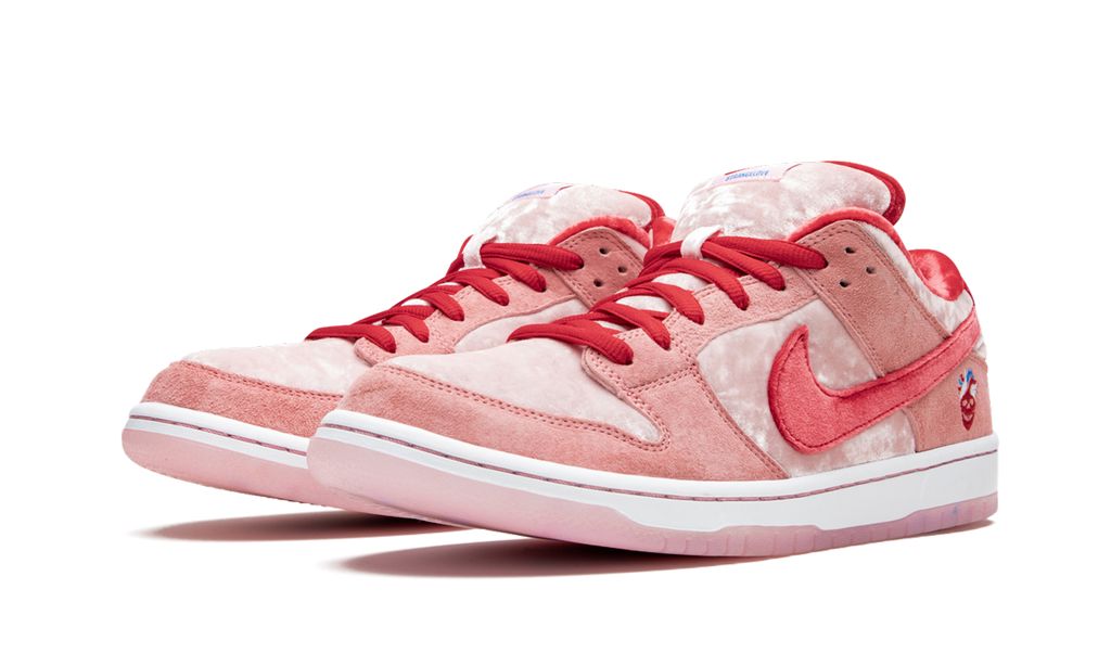Nike SB Dunk Low Strangelove 