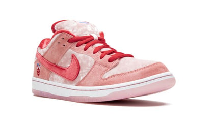 Nike SB Dunk Low Strangelove 