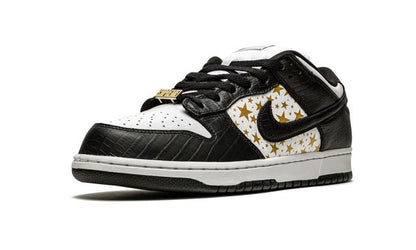 Nike SB Dunk Low Supreme Stars Negro 