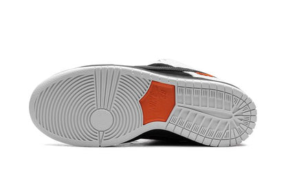 Nike SB Dunk Low TIGHTBOOTH 