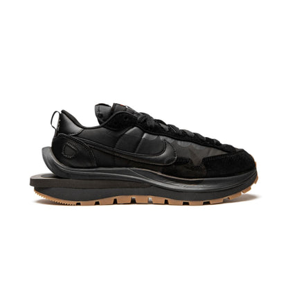 Nike Vaporwaffle Sacai Black Gum 