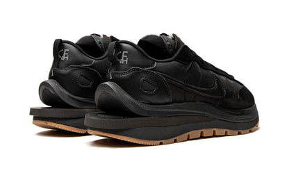 Nike Vaporwaffle Sacai Black Gum 