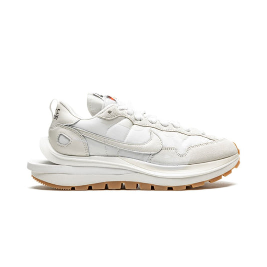Nike Vaporwaffle Sacai Sail Gum 