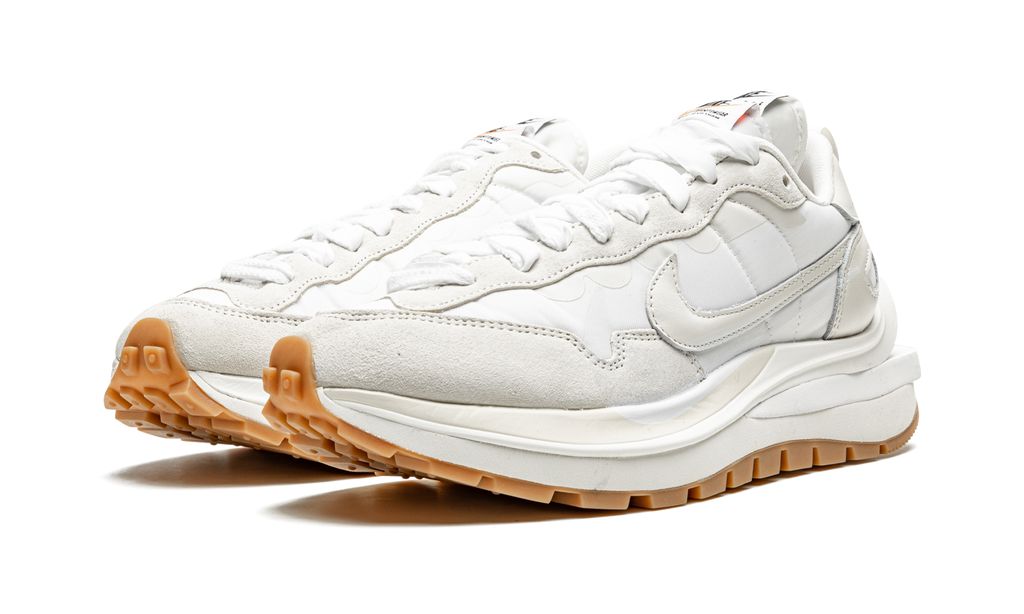 Nike Vaporwaffle Sacai Sail Gum 