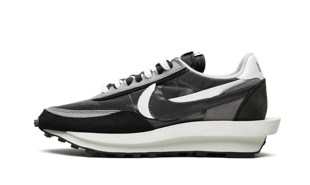 Nike Waffel Sacai Schwarz 