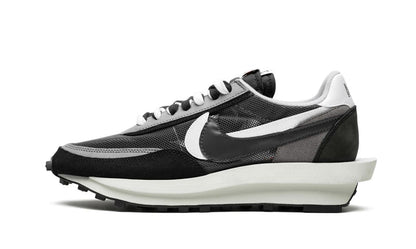 Nike Waffel Sacai Schwarz 