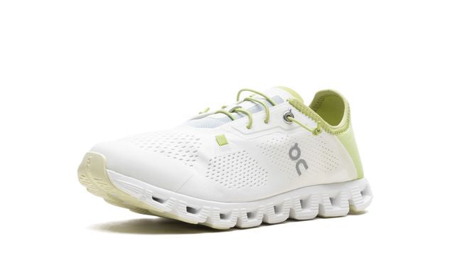 En Running Cloud 5 Ivory Acacia
