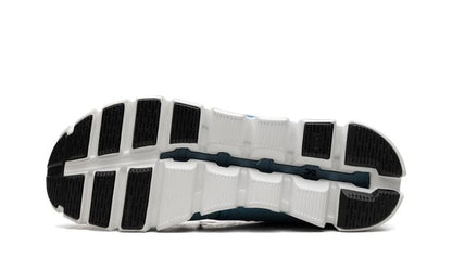 On Running Cloud 5 Niagara Azul Negro